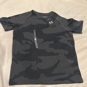 Under Armour Black Urban Camo Short Sleeve Tee